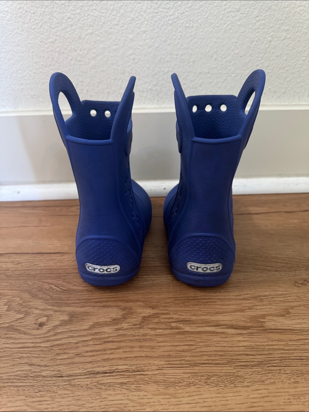 CROCS Kids Solid Blue Pull-On Rain Boots - Picture 4 of 5
